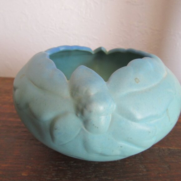 Blue VAN BRIGGLE Floral Pot - Picture 5 of 6